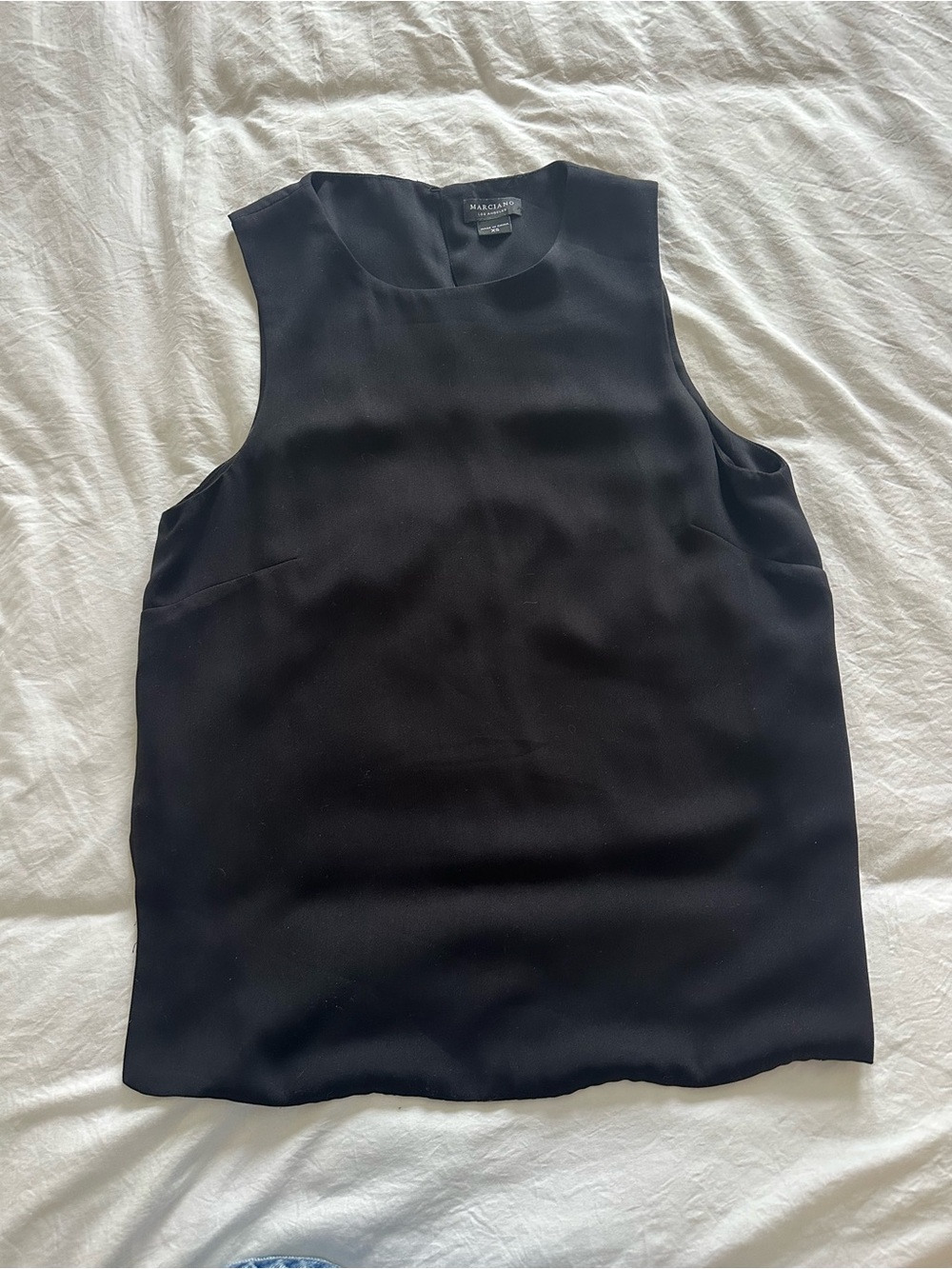 Sleeveless , backless with tassel Top